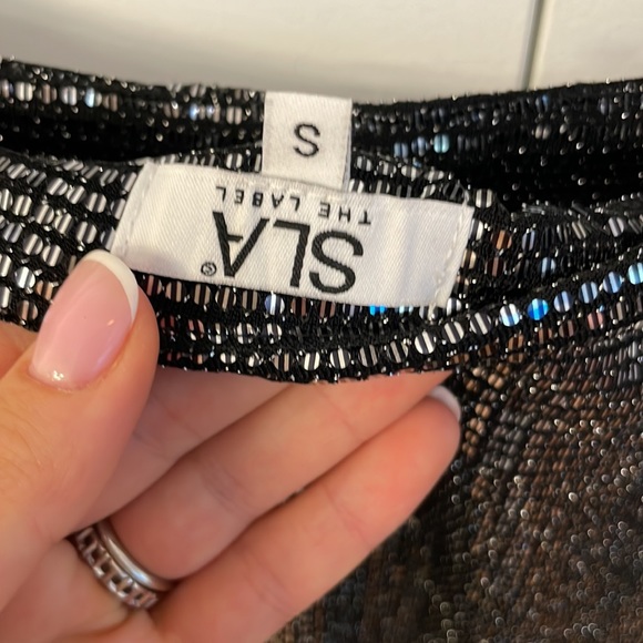 Set (top & skirt) - Picture 7 of 9